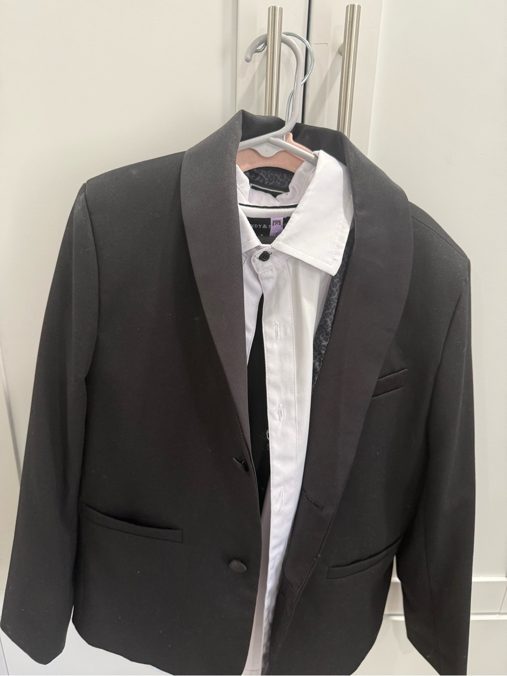 Black Men's Blazer with Satin Lapel